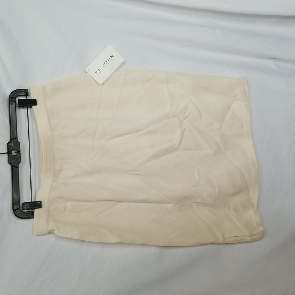 16 off white knit pencil skirt St. John Basics